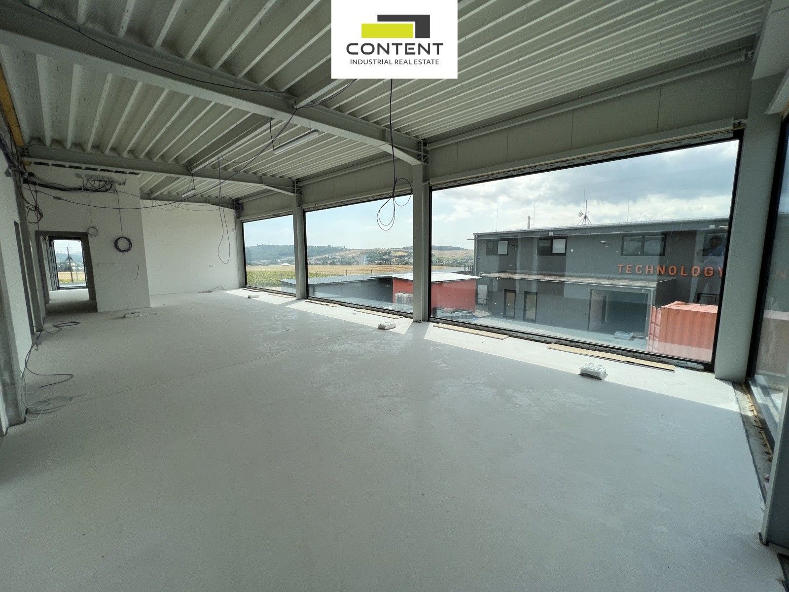 Pronájem komerčního prostoru 1838 m² - foto 7