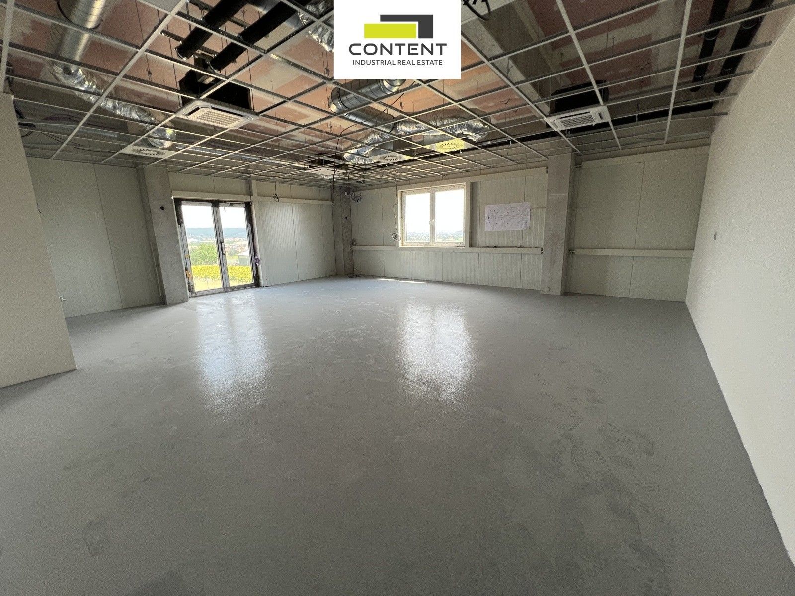 Pronájem komerčního prostoru 1838 m² - foto 12