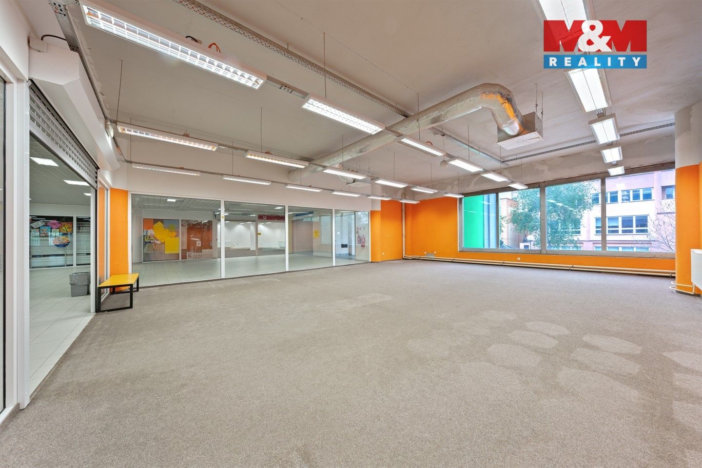 Pronájem komerčního prostoru 100 m² - foto 2