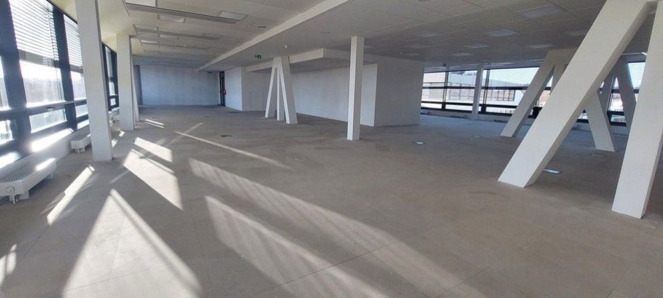 Pronájem komerčního prostoru 307 m² - foto 4