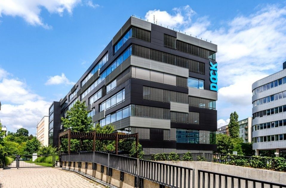 Pronájem komerčního prostoru 307 m² - foto 1