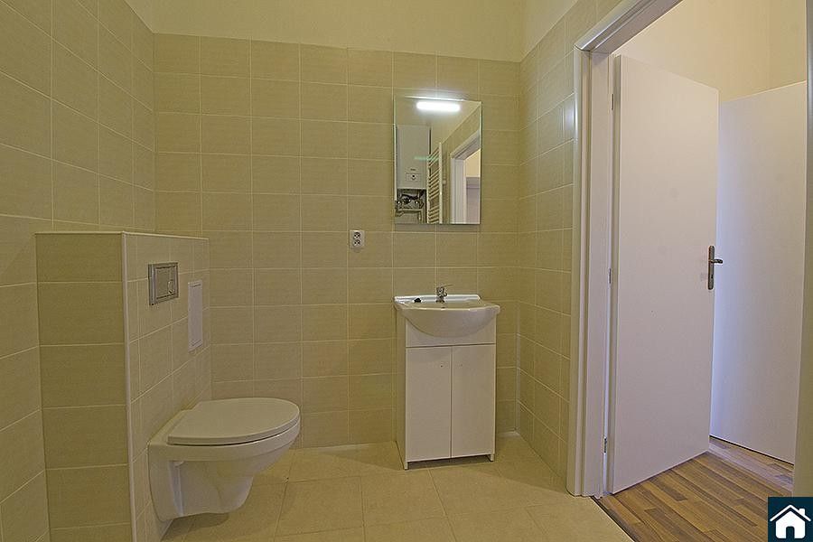 Pronájem bytu 2+kk 48 m² - foto 6