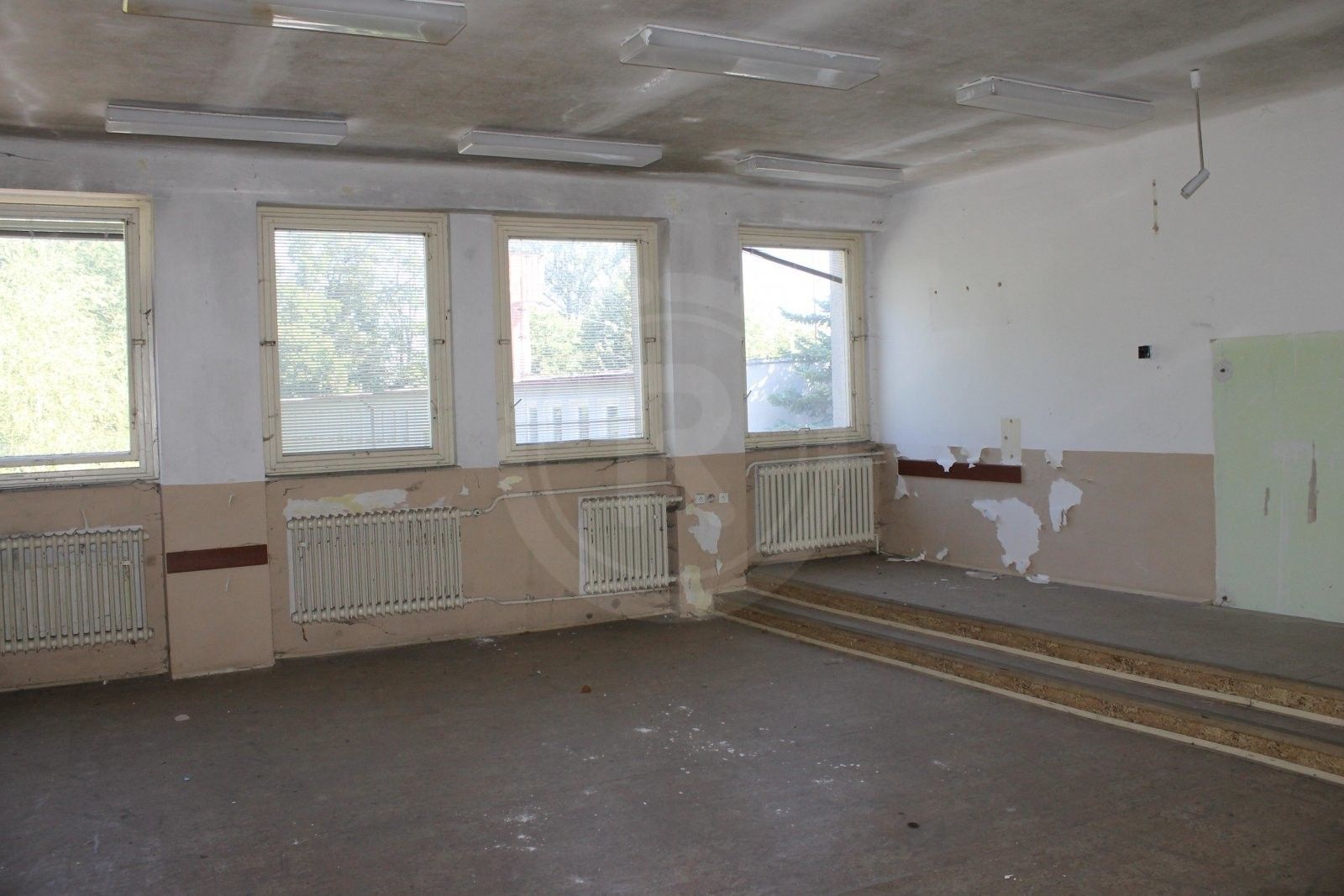 Prodej komerčního prostoru 2355 m² - foto 13