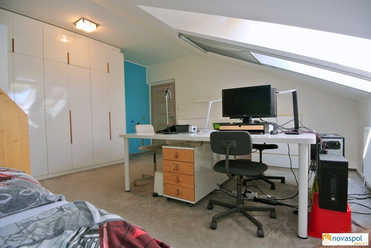 Pronájem bytu 3+kk 106 m² - foto 8