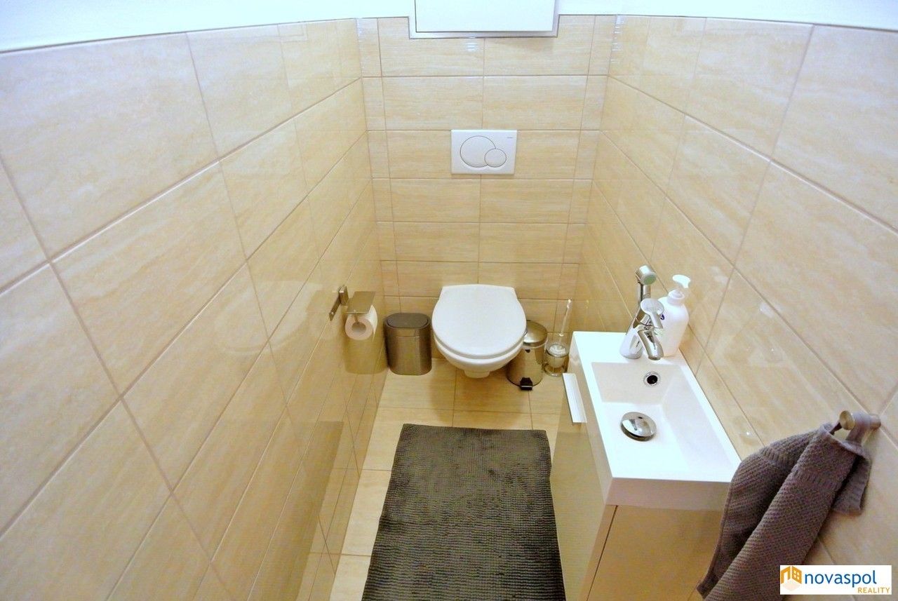 Pronájem bytu 3+kk 106 m² - foto 11
