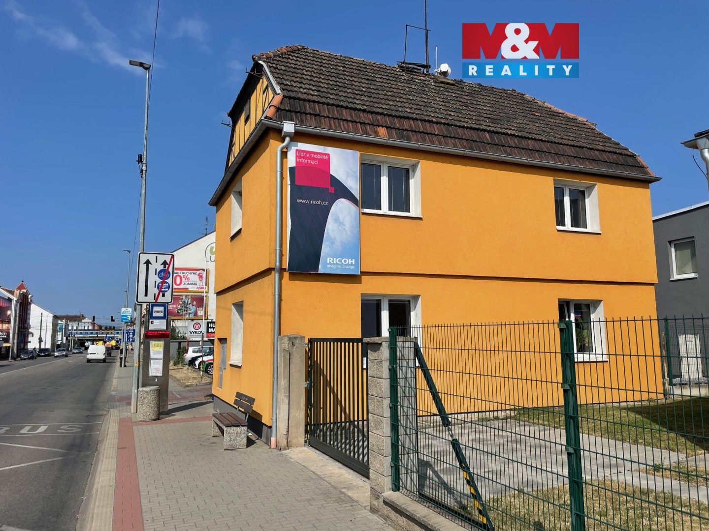 Pronájem komerčního prostoru 135 m² - foto 1