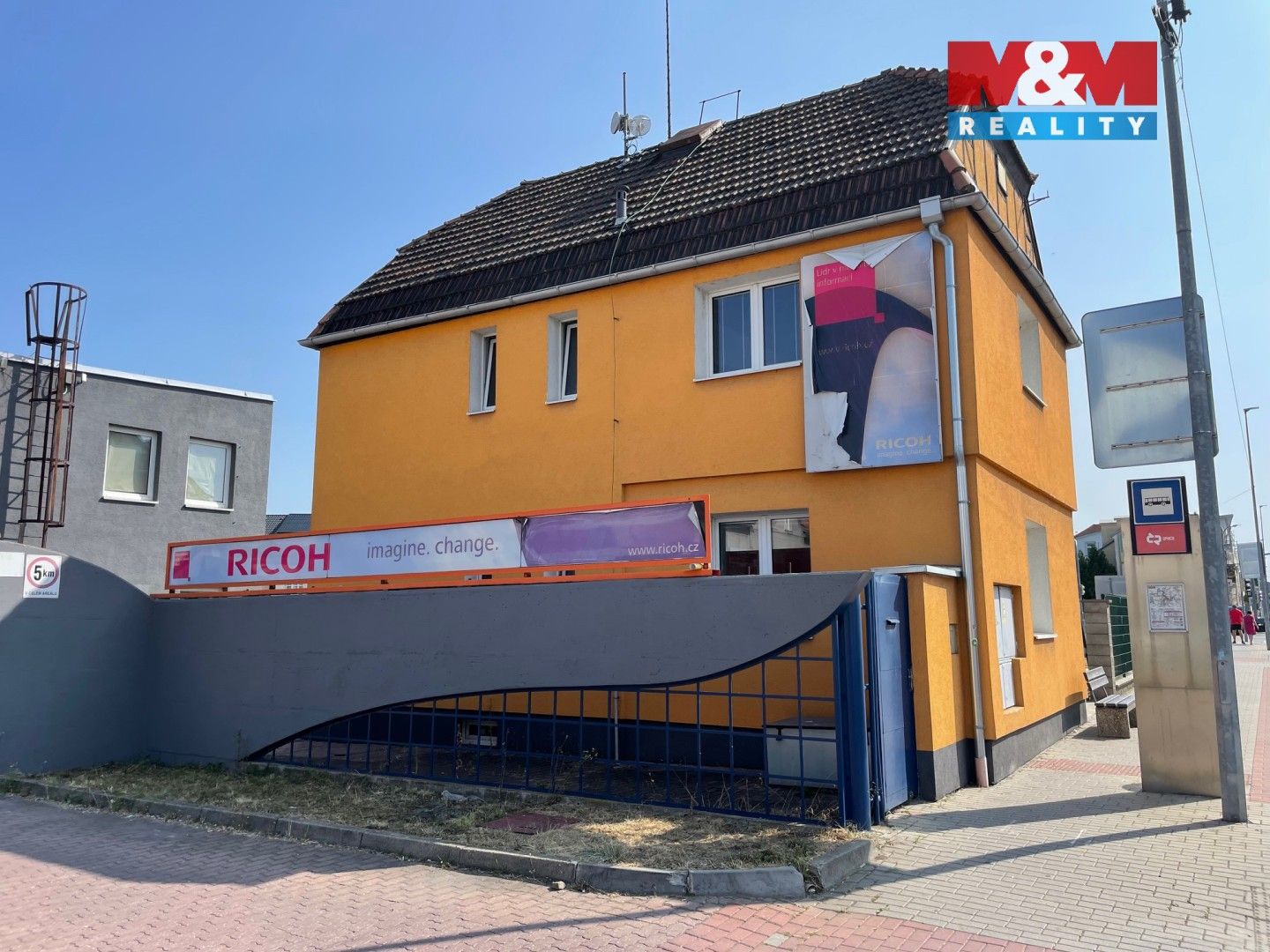 Pronájem komerčního prostoru 135 m² - foto 2
