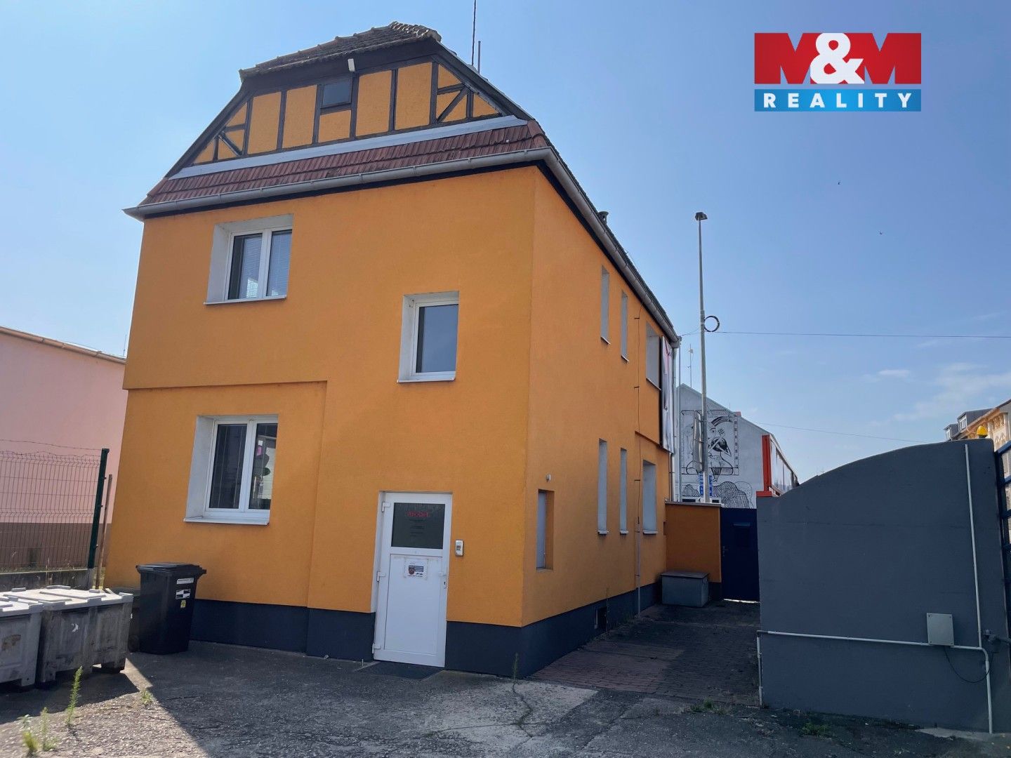 Pronájem komerčního prostoru 135 m² - foto 3