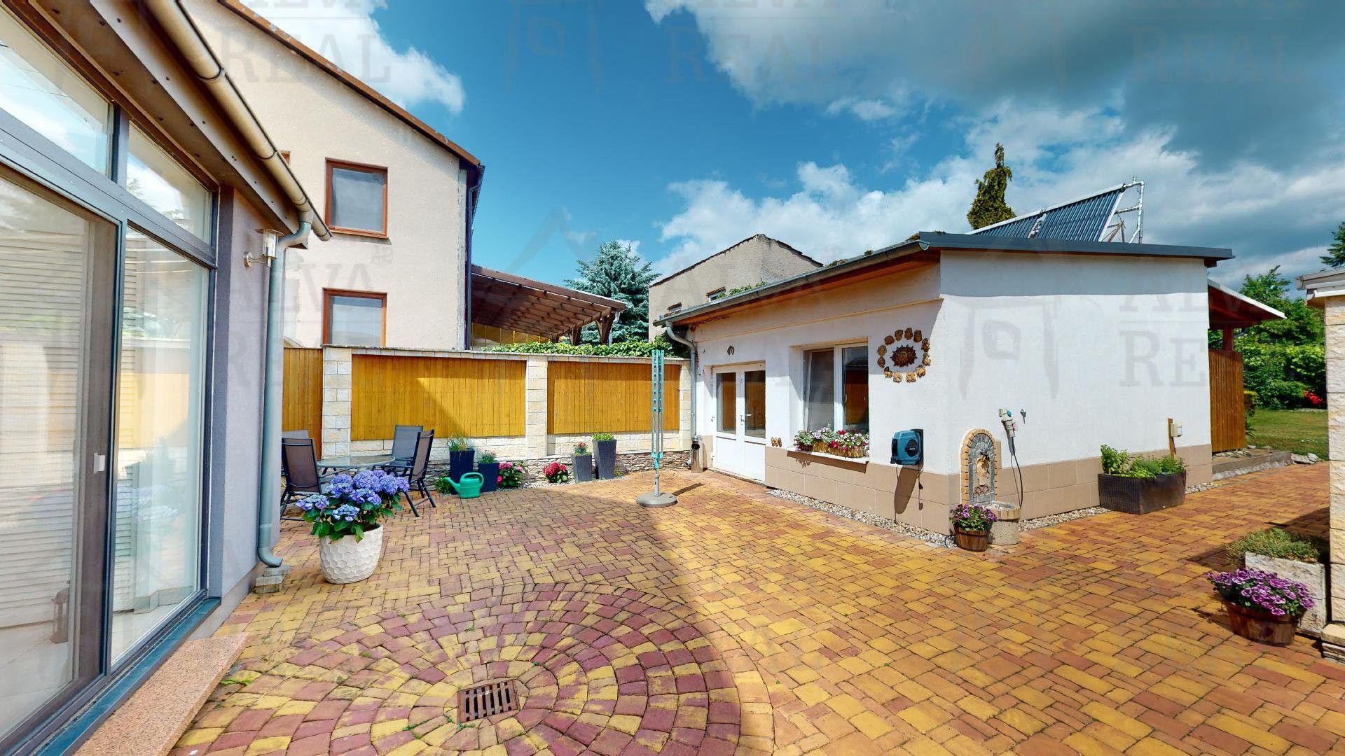 Prodej domu 366 m² - foto 4