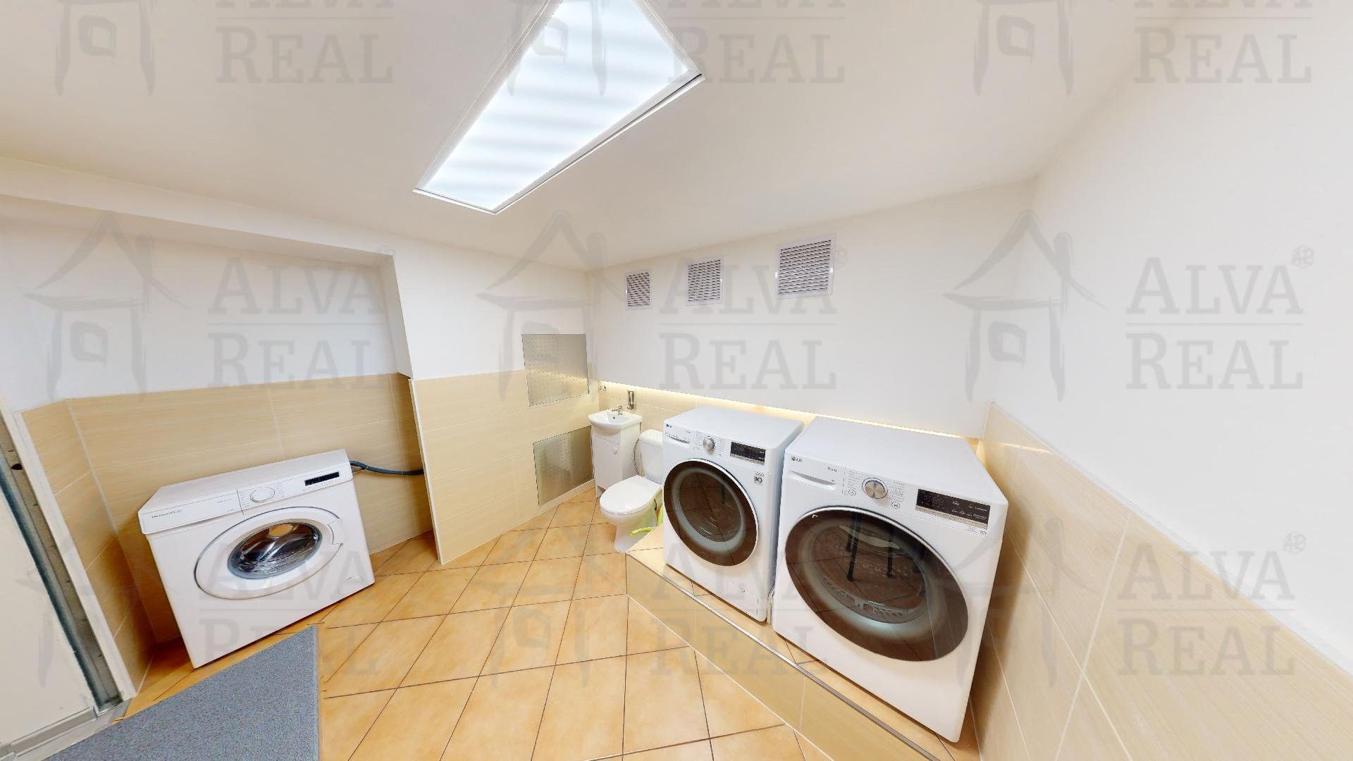 Prodej domu 366 m² - foto 12