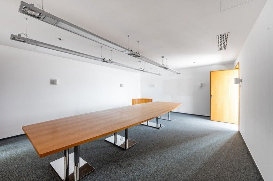 Pronájem komerčního prostoru 280 m² - foto 10