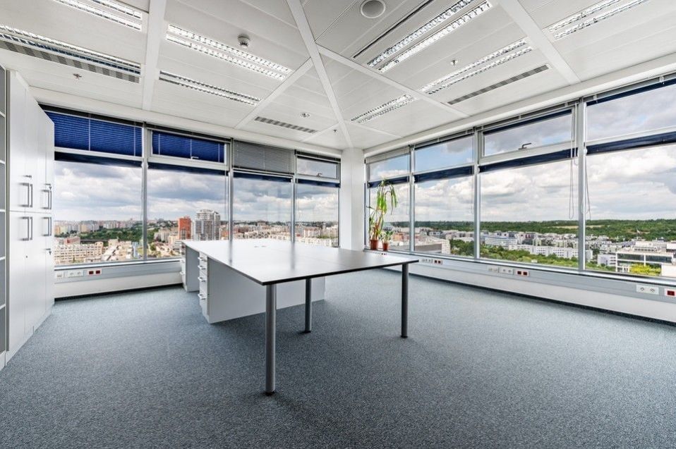 Pronájem komerčního prostoru 280 m² - foto 11