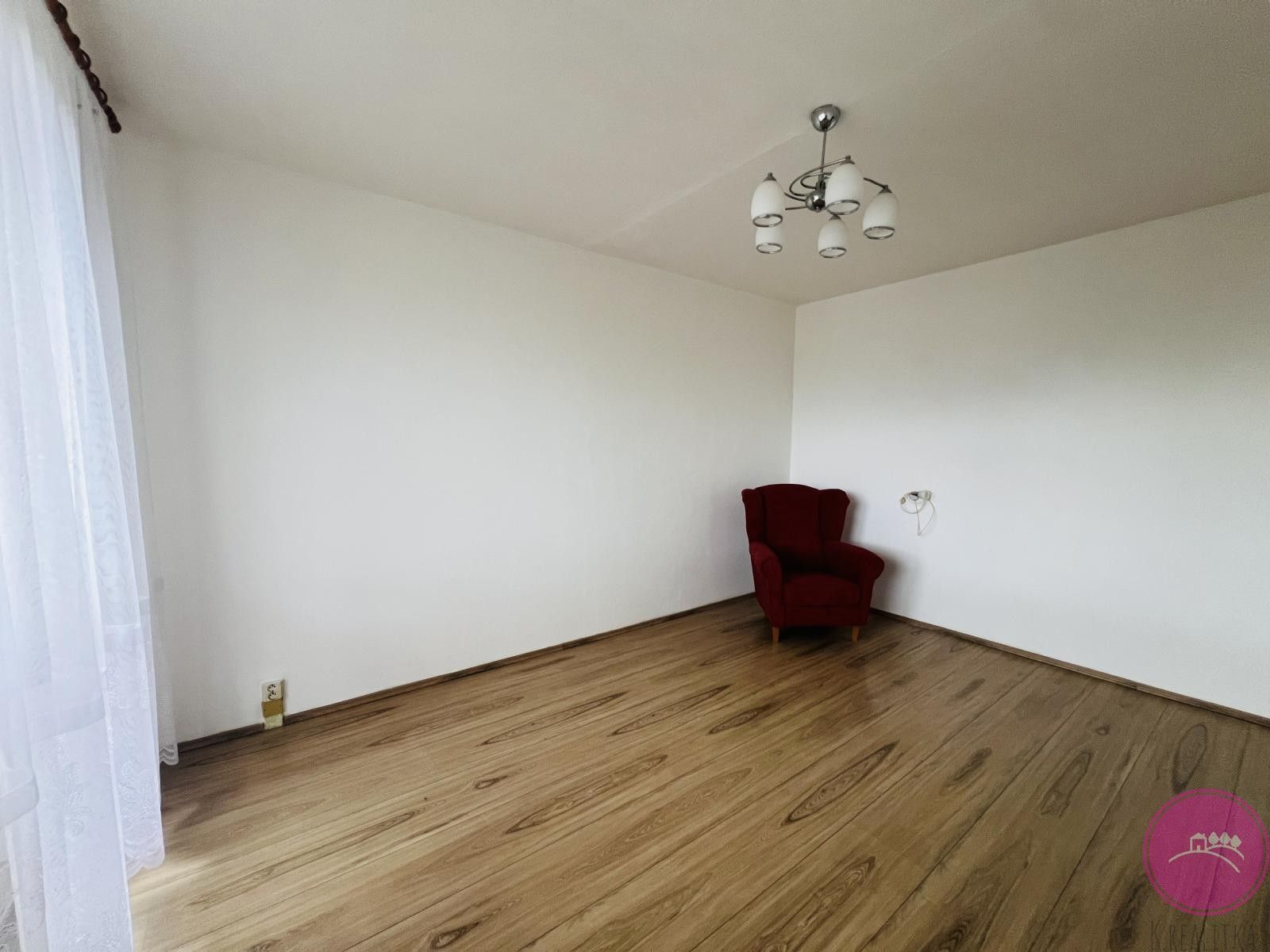Pronájem bytu 2+kk 50 m² - foto 4