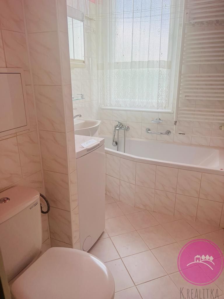 Pronájem bytu 2+kk 50 m² - foto 8