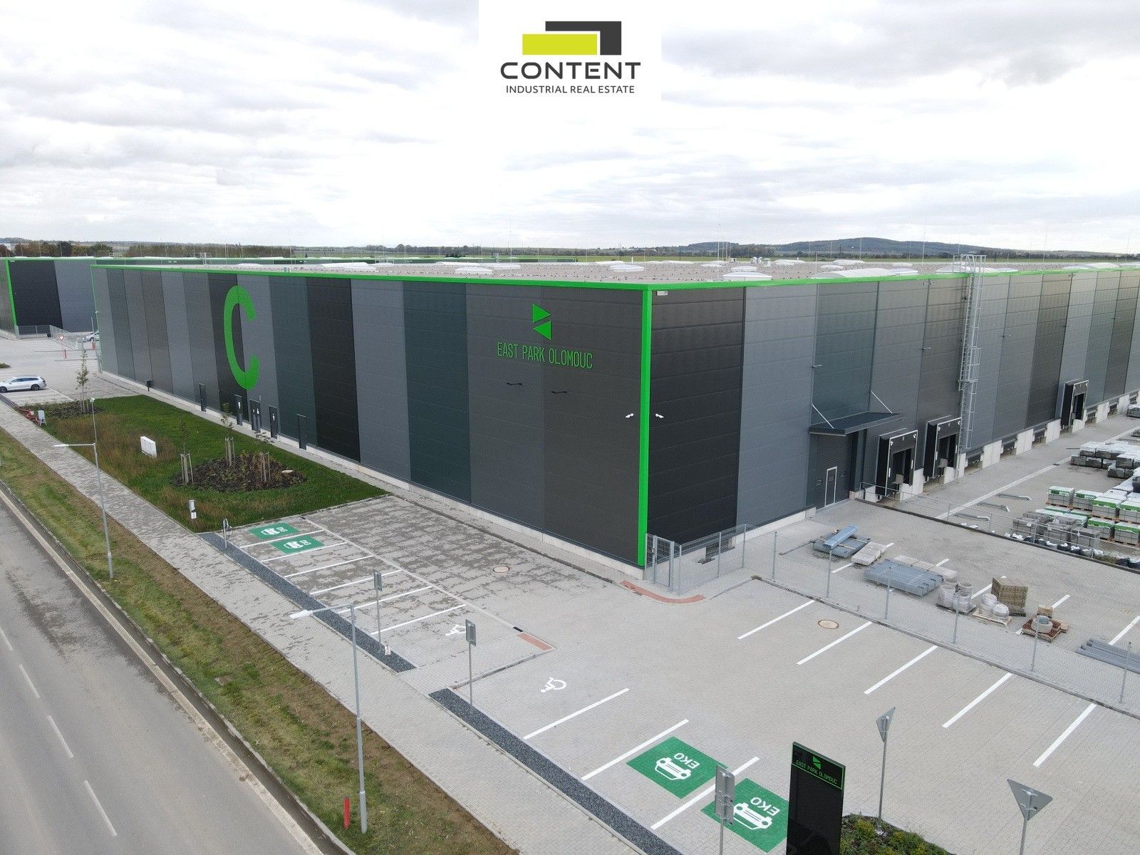 Pronájem komerčního prostoru 5121 m² - foto 12