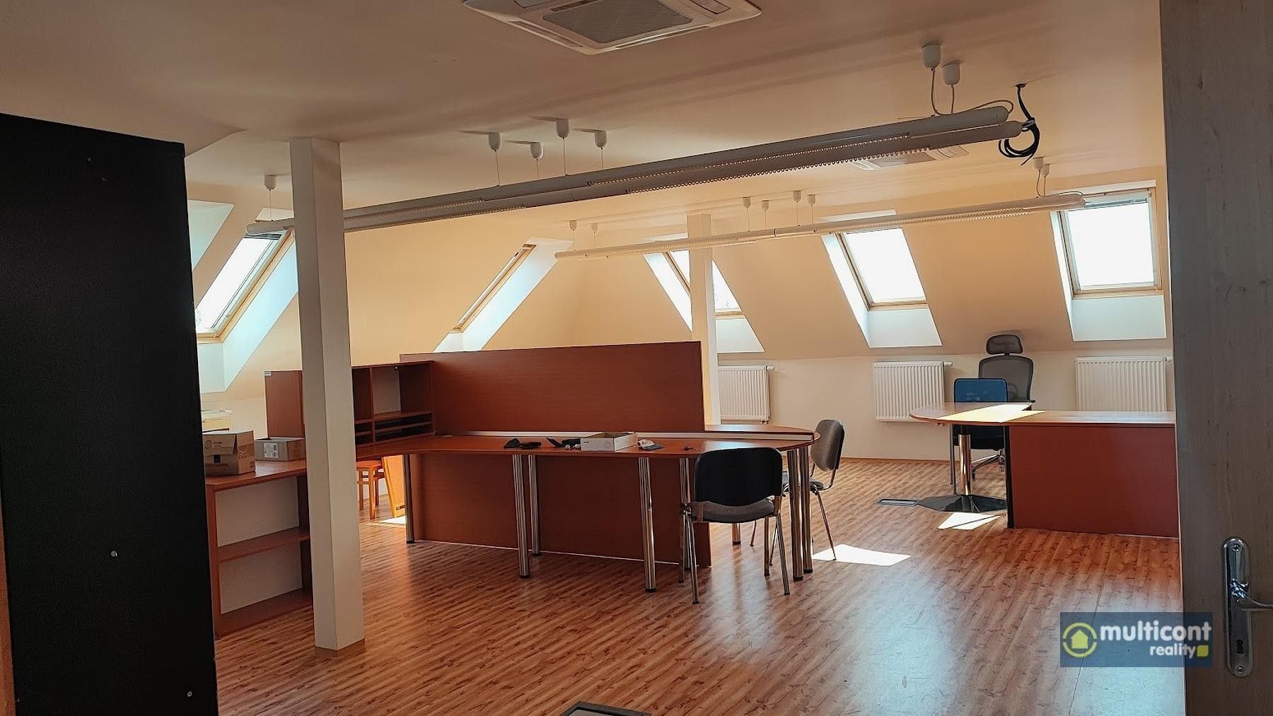 Pronájem komerčního prostoru 118 m² - foto 9