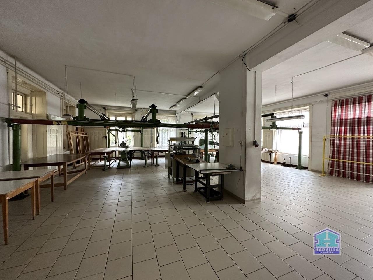 Prodej komerčního prostoru 2500 m² - foto 15