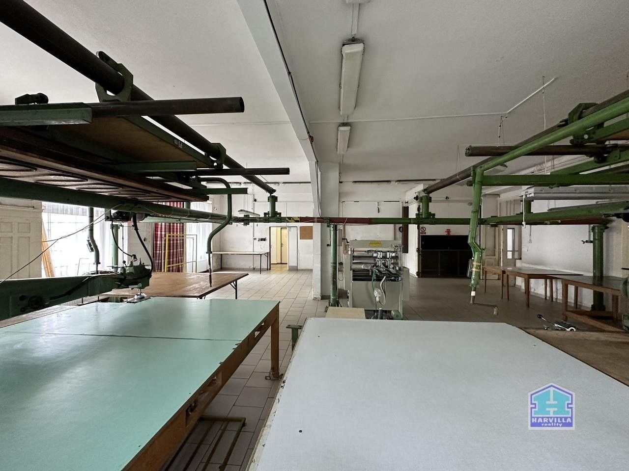 Prodej komerčního prostoru 2500 m² - foto 16