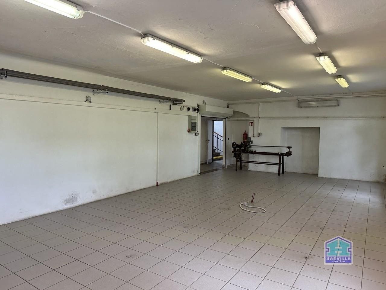 Prodej komerčního prostoru 2500 m² - foto 18