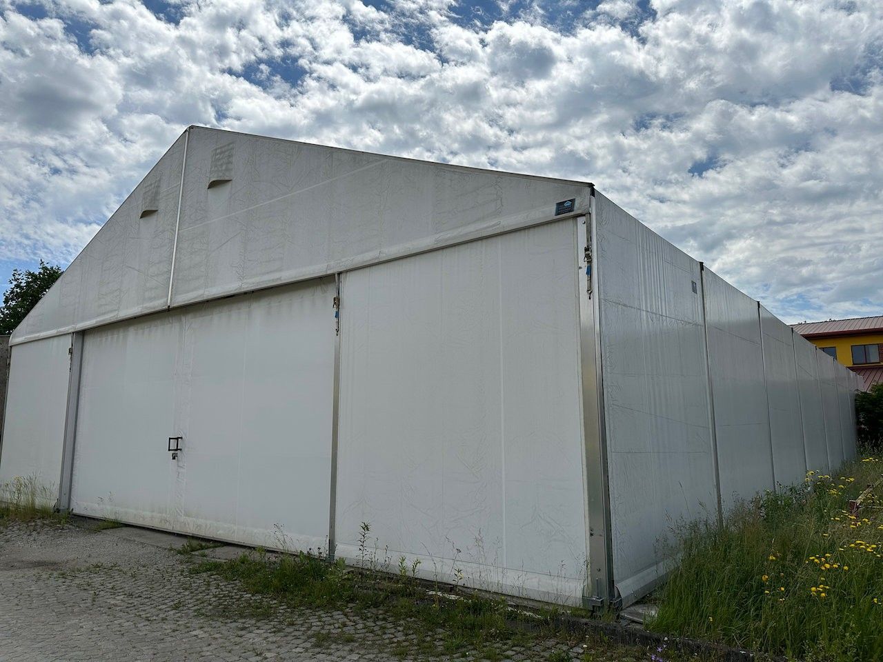 Pronájem komerčního prostoru 990 m² - foto 5