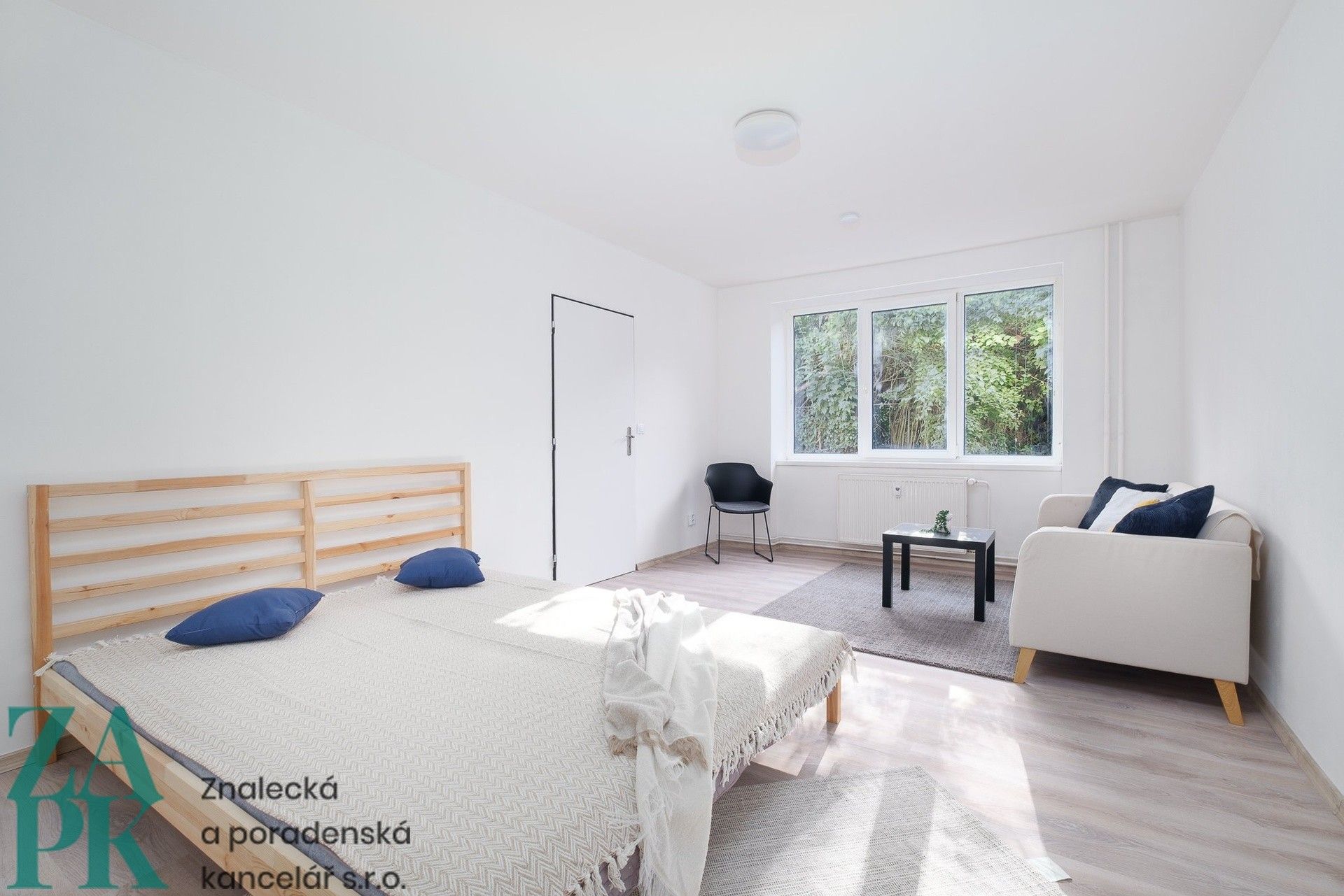 Pronájem bytu 1+1 38 m² - foto 3