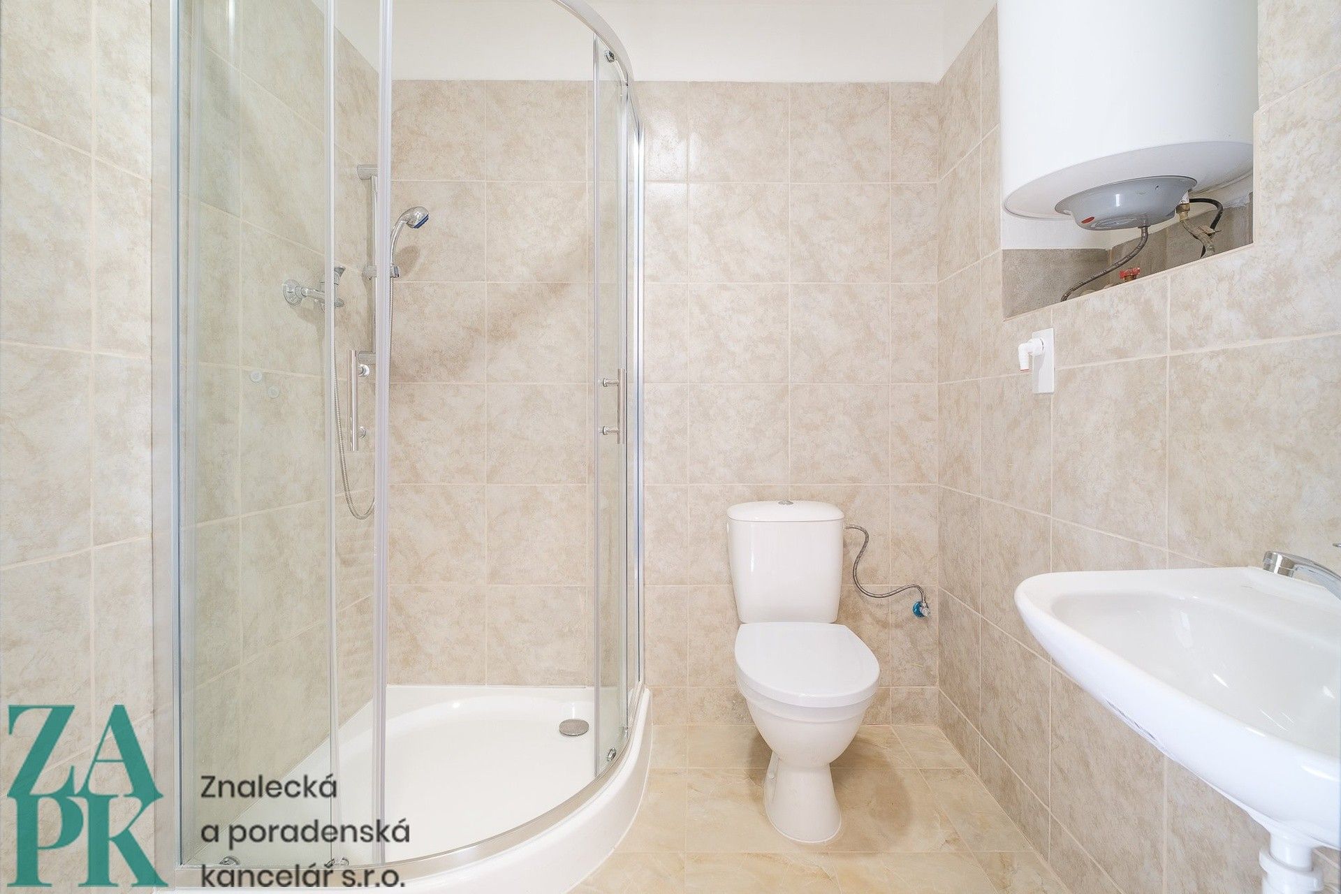 Pronájem bytu 1+1 38 m² - foto 5