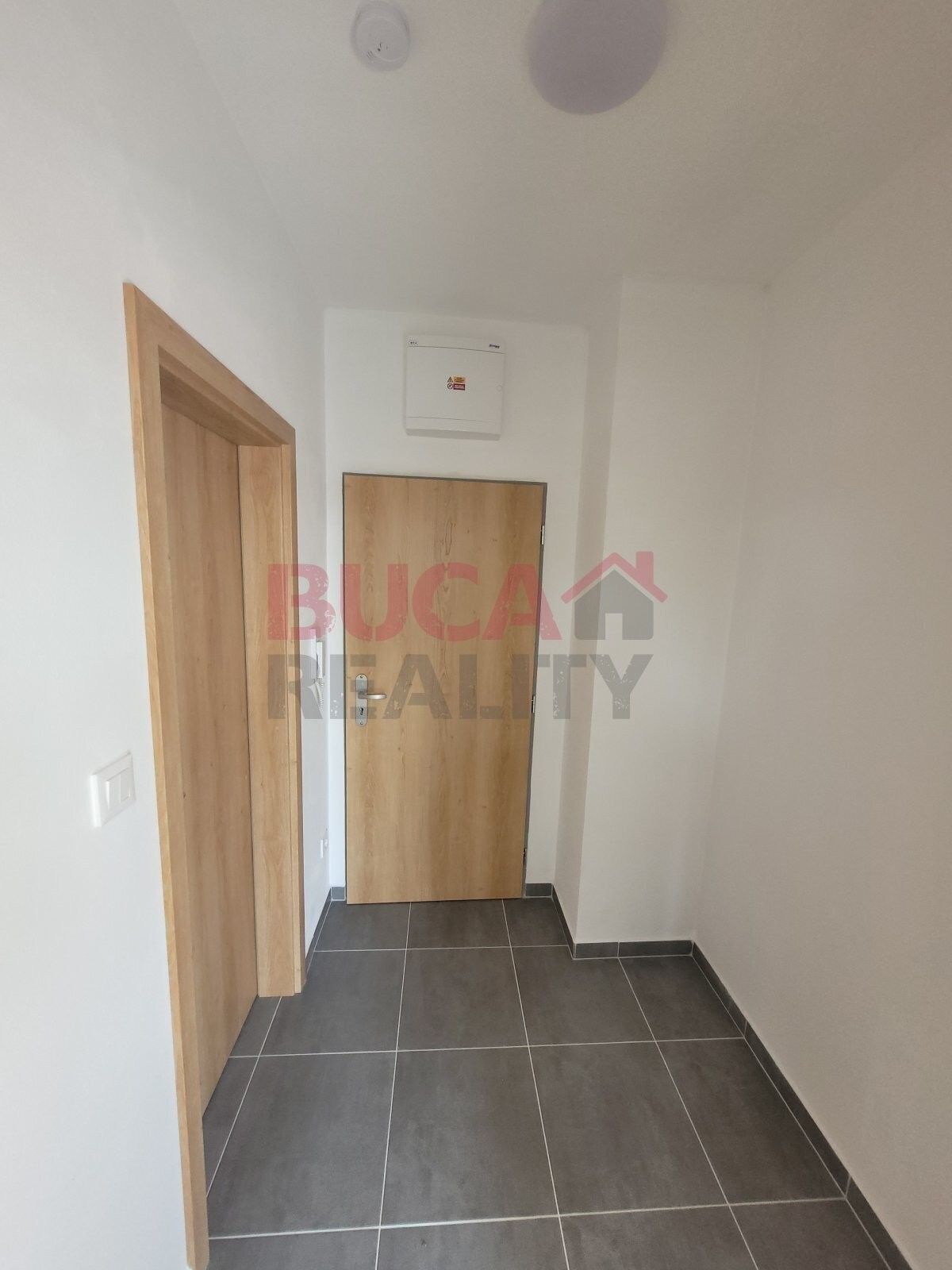 Pronájem bytu 1+kk 32 m² - foto 6