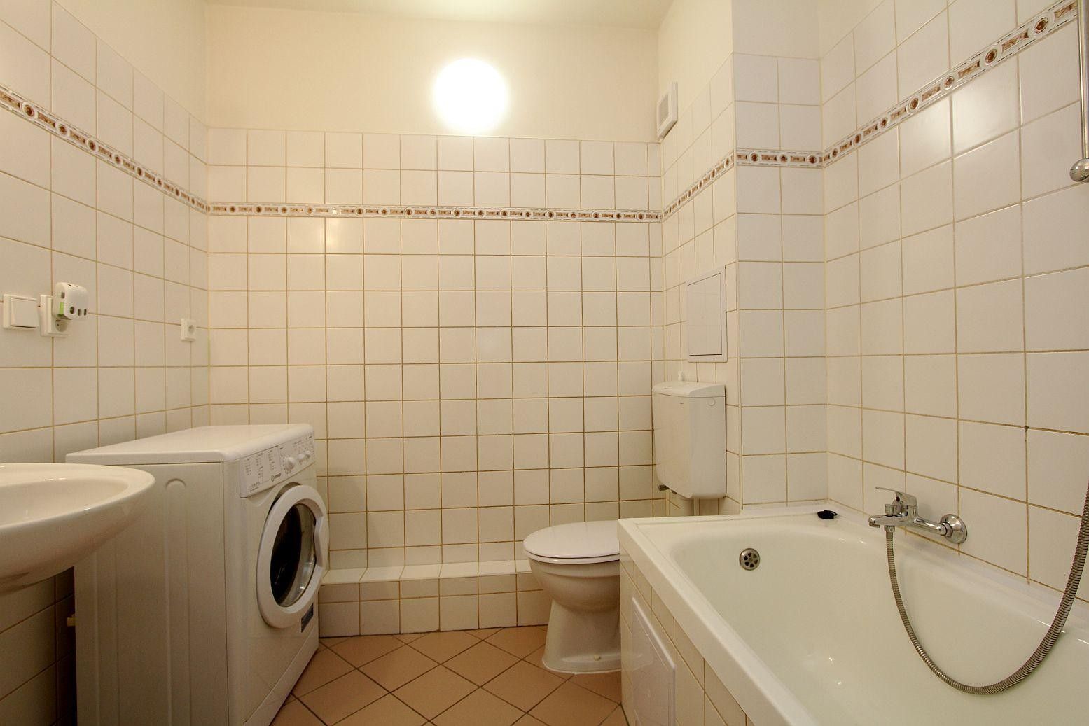 Pronájem bytu 1+kk 28 m² - foto 6