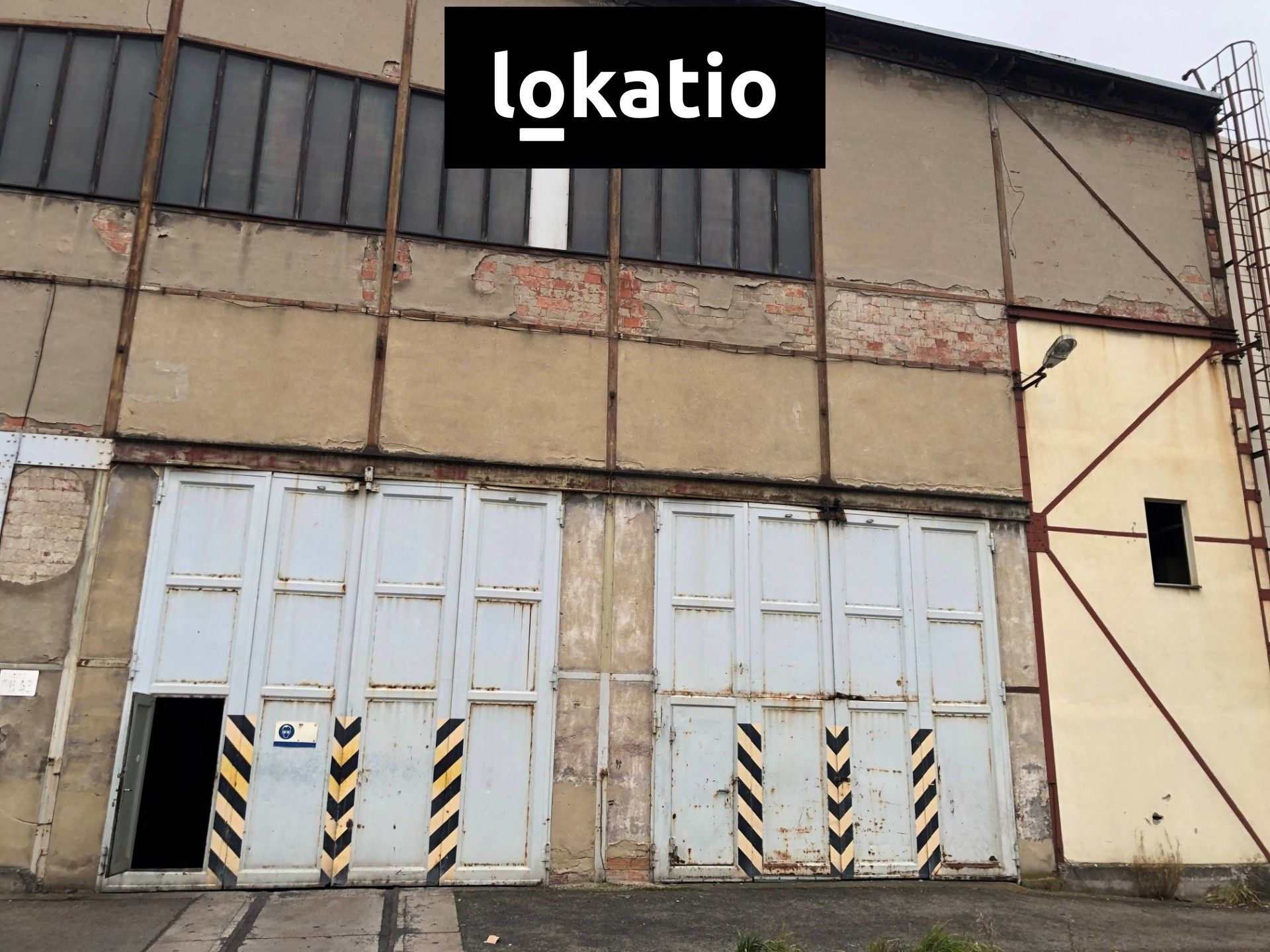 Pronájem komerčního prostoru 5500 m² - foto 4