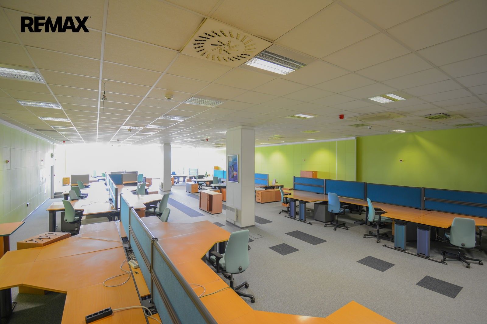 Pronájem komerčního prostoru 321 m² - foto 5