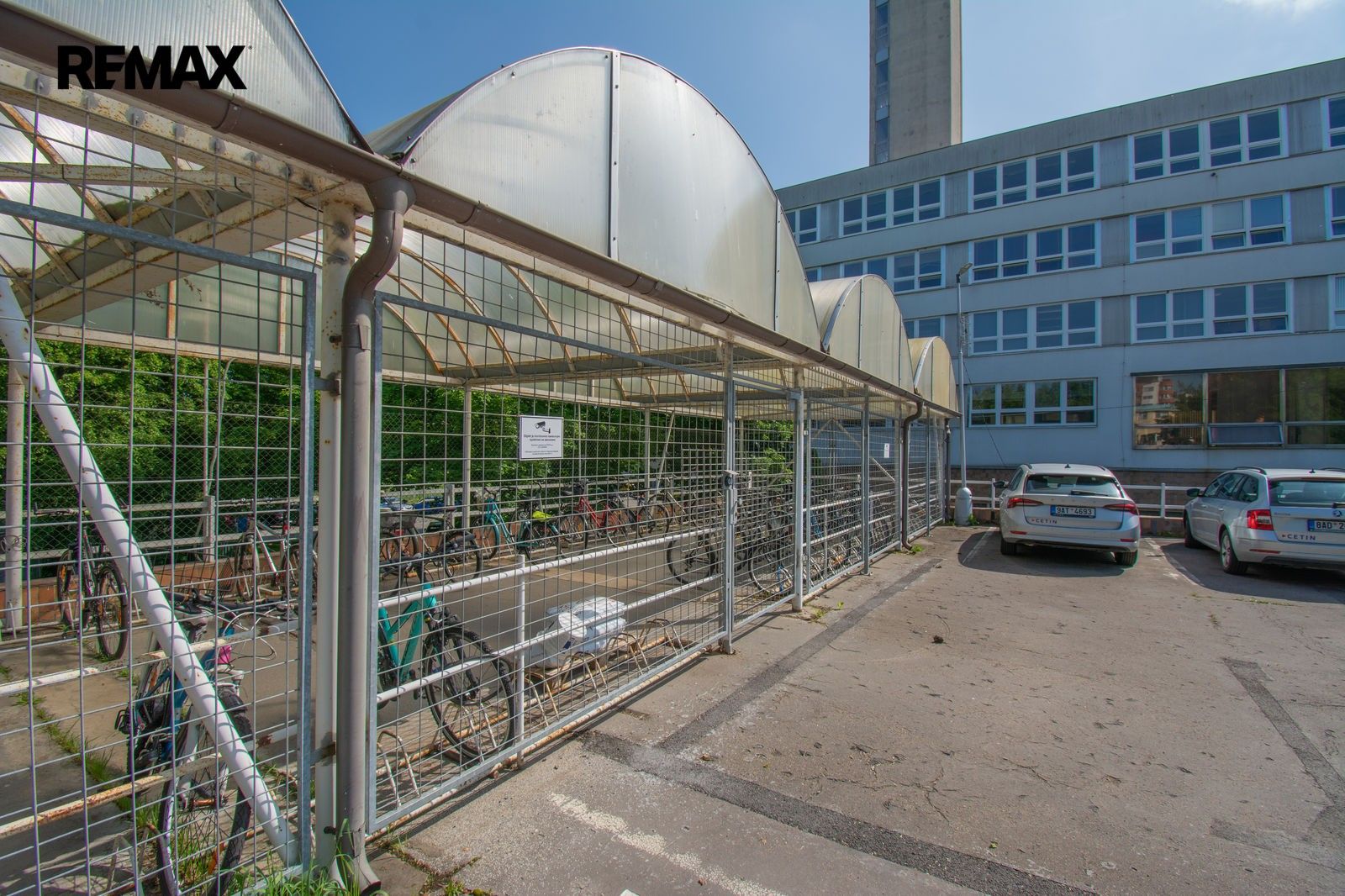 Pronájem komerčního prostoru 321 m² - foto 2