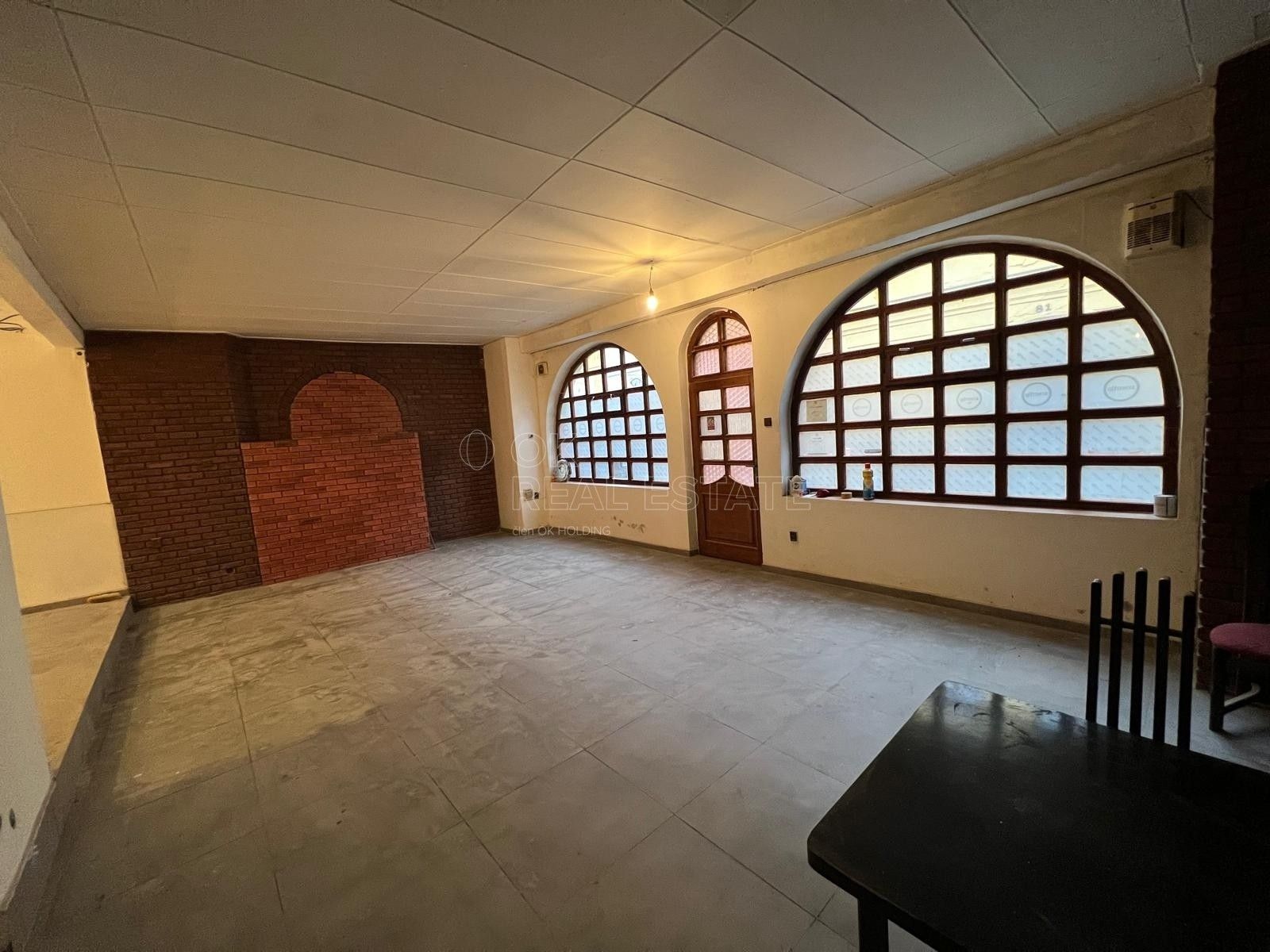 Pronájem komerčního prostoru 107 m² - foto 4