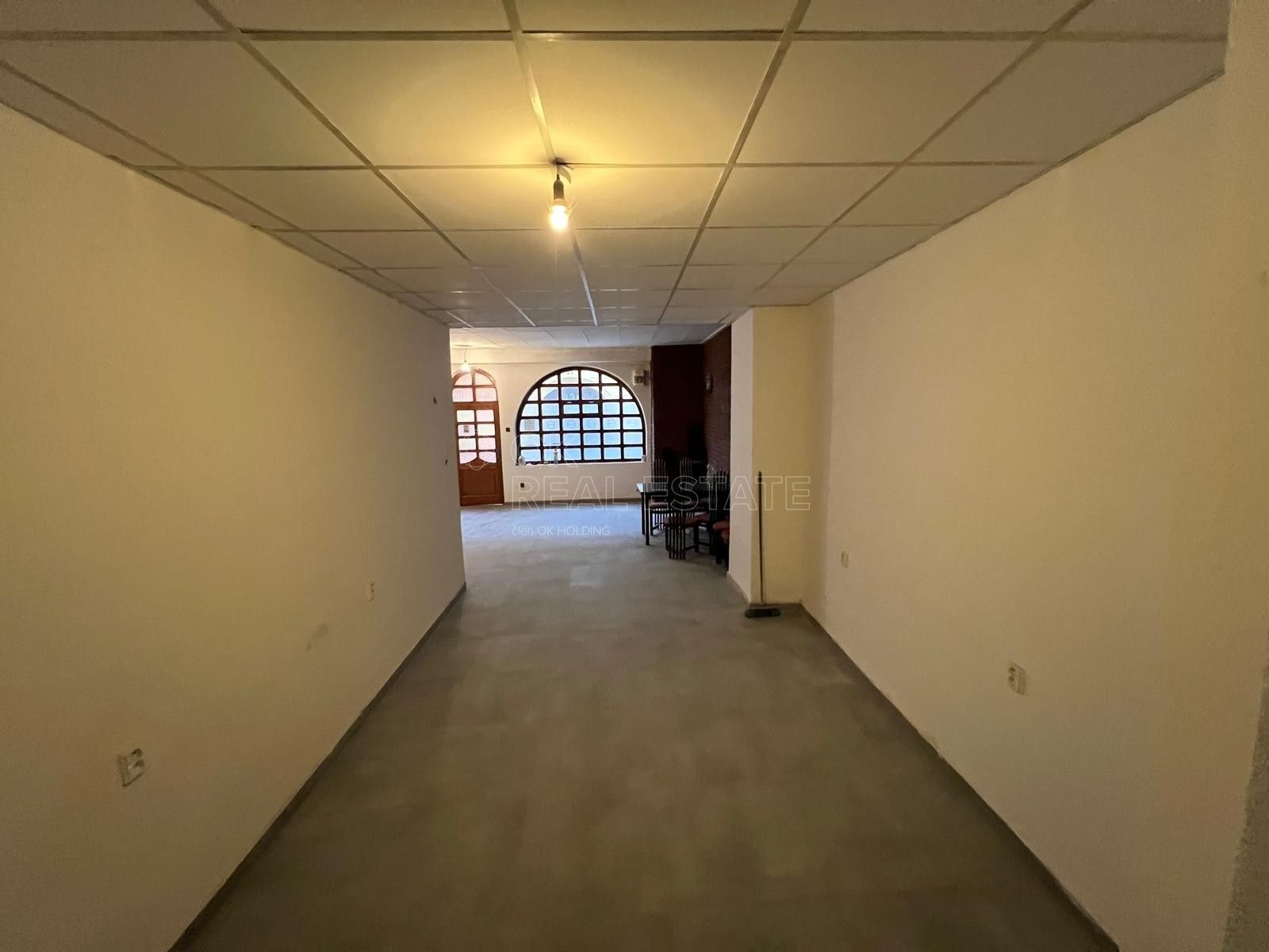 Pronájem komerčního prostoru 107 m² - foto 3