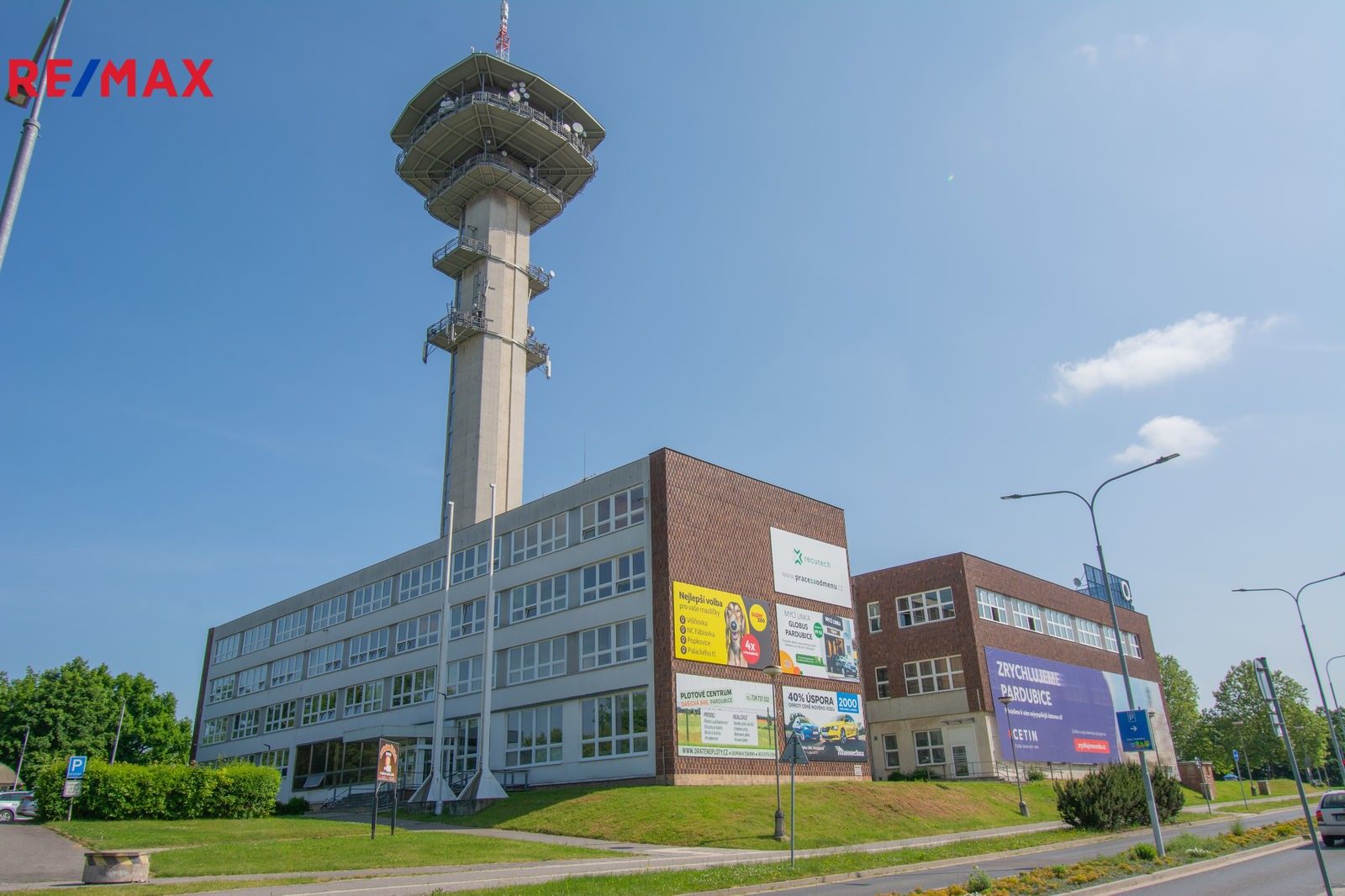 Pronájem komerčního prostoru 321 m² - foto 15