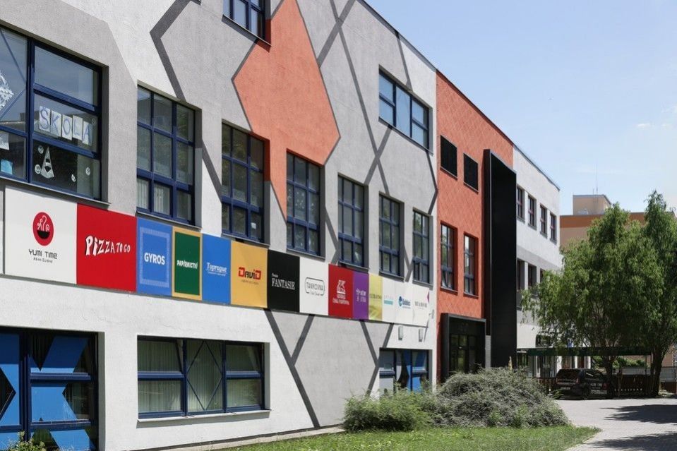 Pronájem komerčního prostoru 100 m² - foto 3