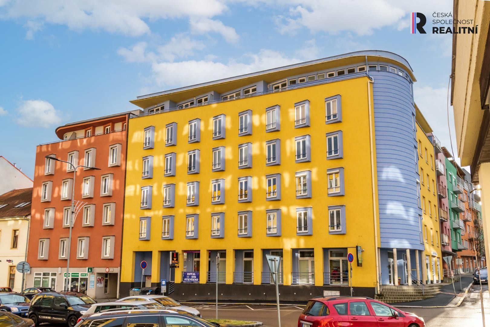 Pronájem bytu 2+kk 53 m² - foto 1