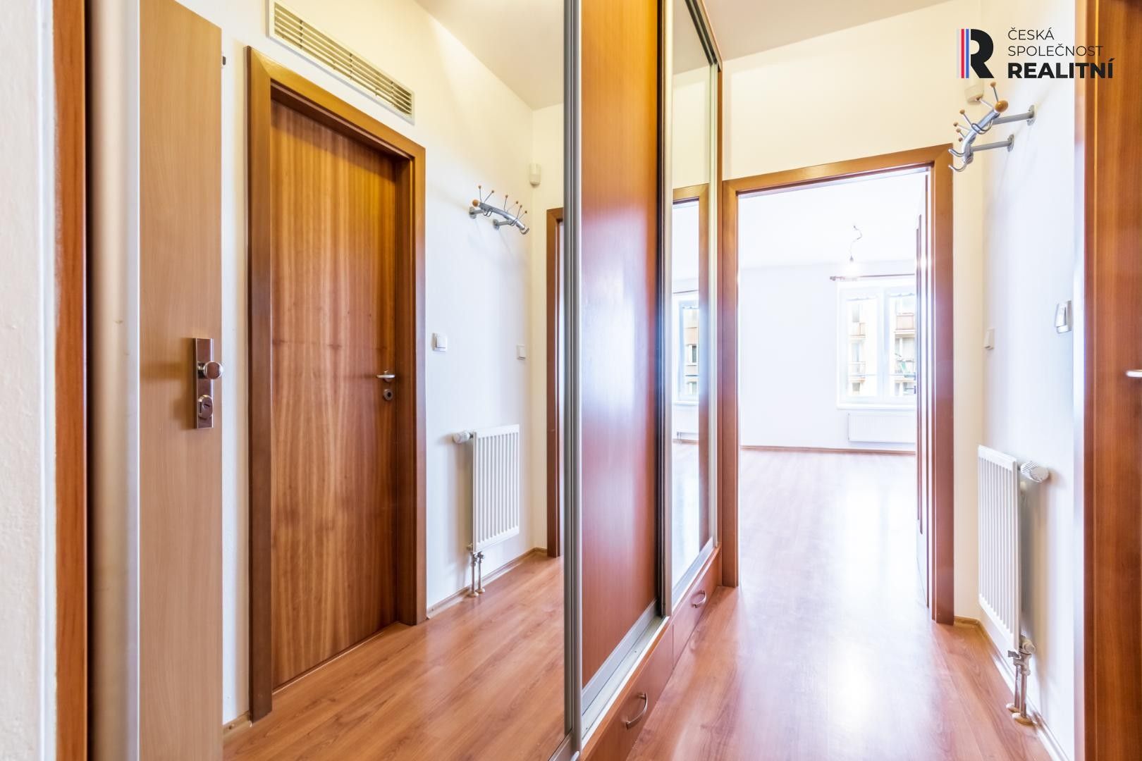 Pronájem bytu 2+kk 53 m² - foto 5