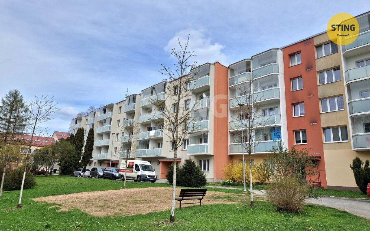 Pronájem bytu 2+1 56 m² - foto 1