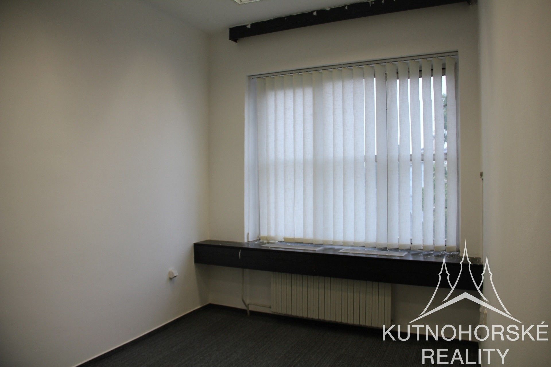 Pronájem komerčního prostoru 13 m² - foto 4