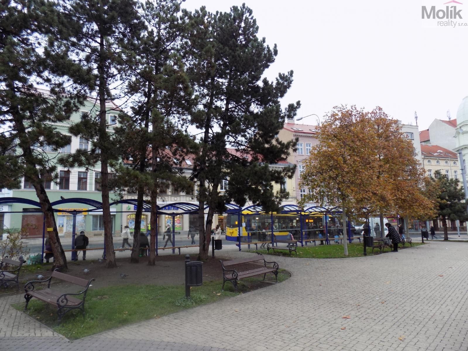 Pronájem komerčního prostoru 68 m² - foto 9
