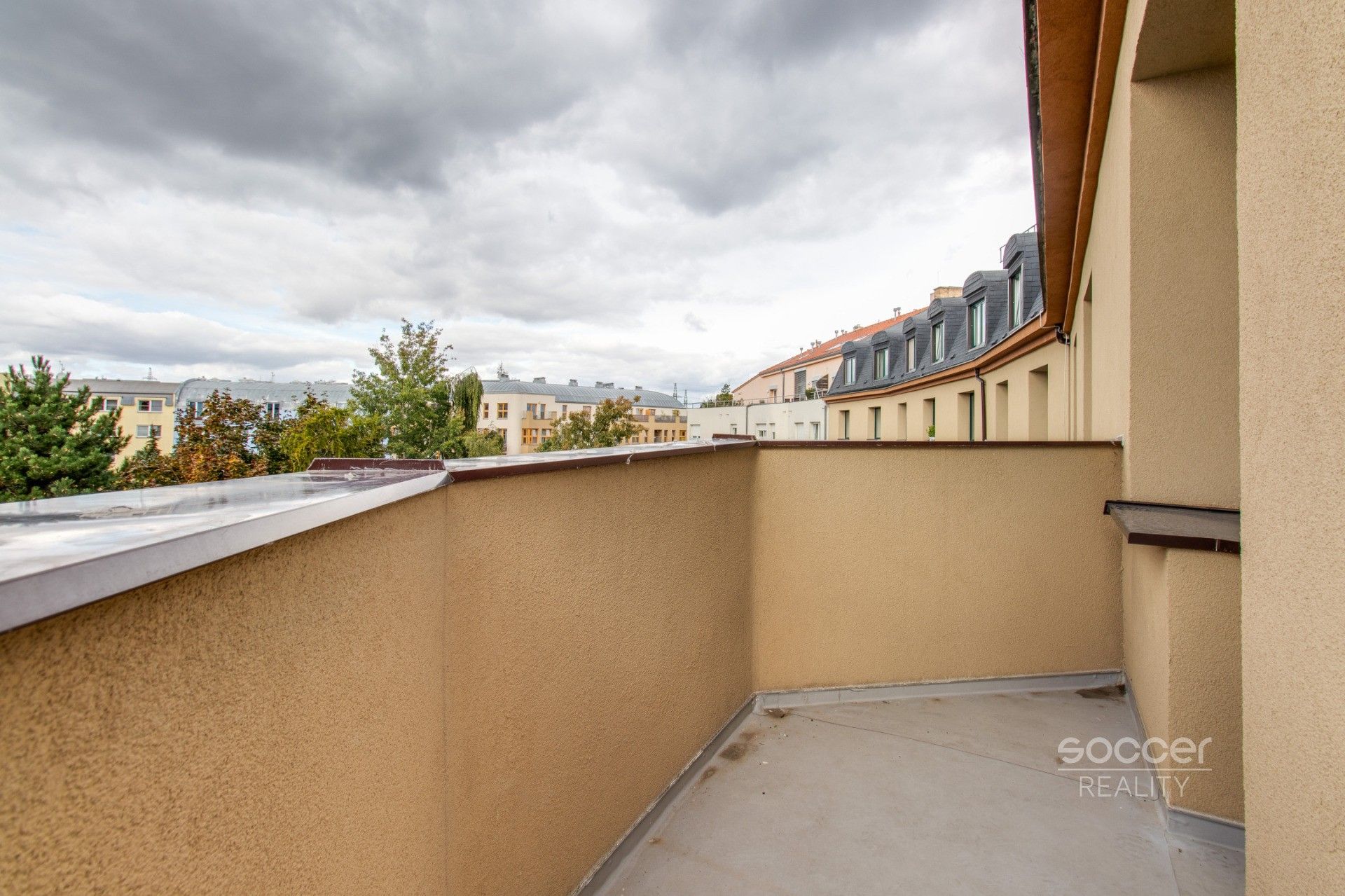 Pronájem bytu 1+kk 22 m² - foto 2