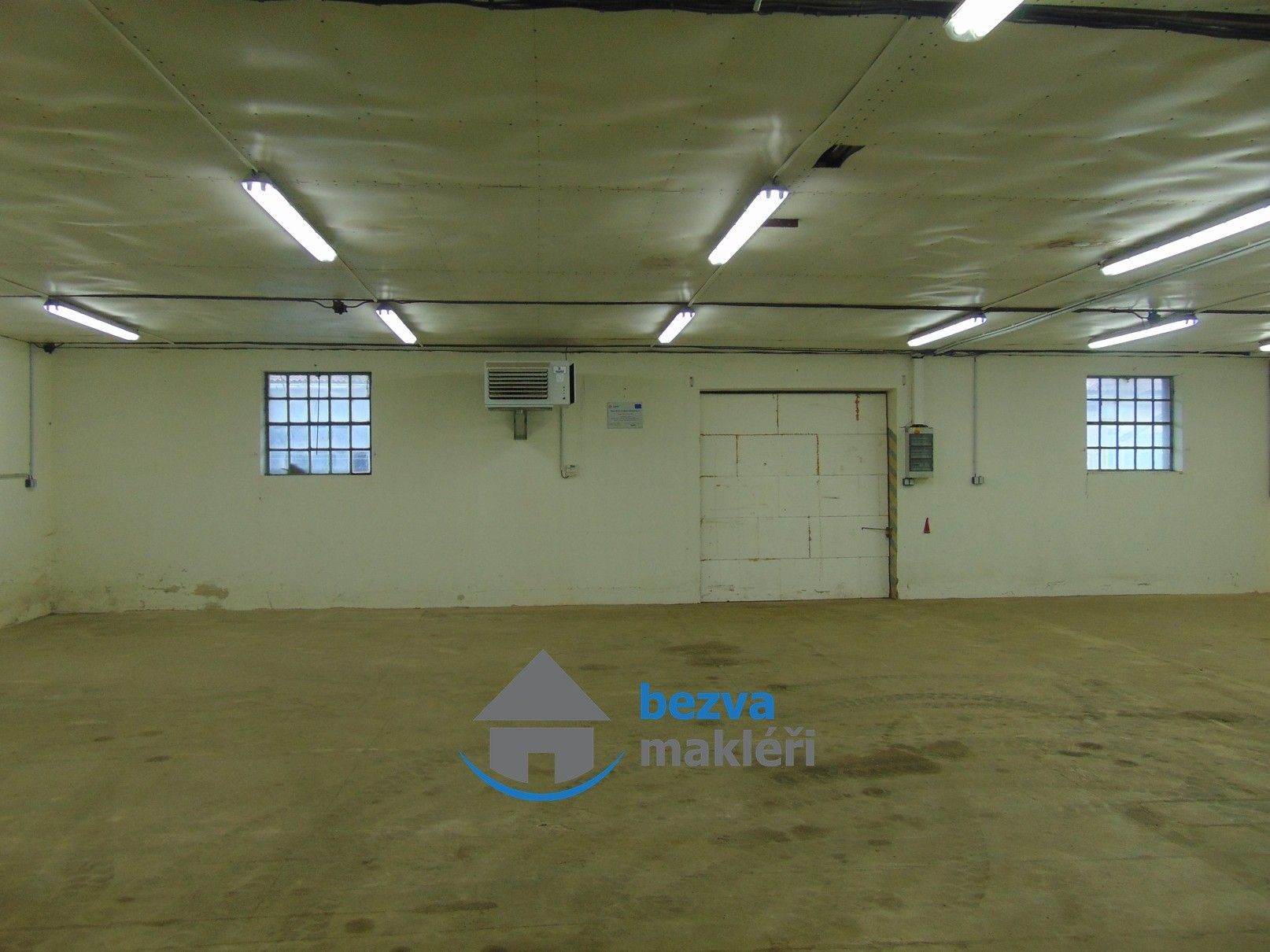 Pronájem komerčního prostoru 164 m² - foto 3