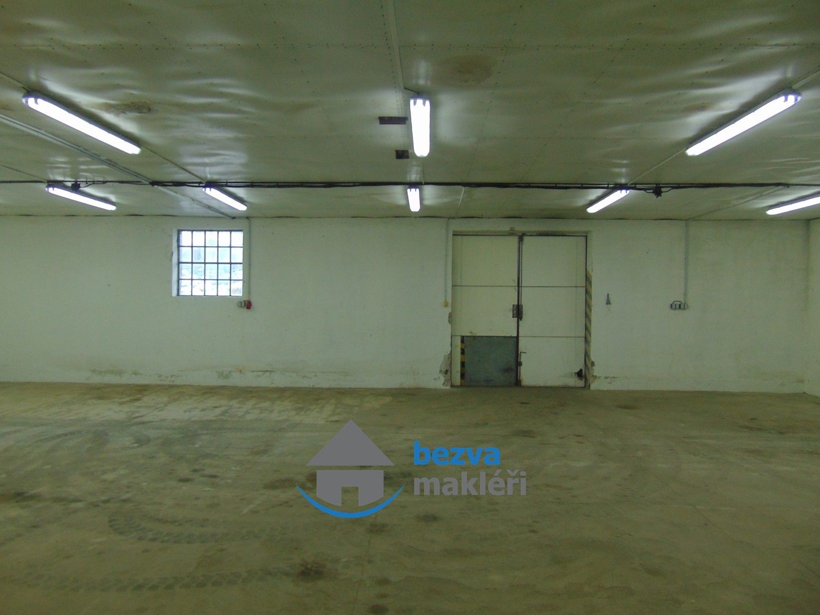 Pronájem komerčního prostoru 164 m² - foto 4