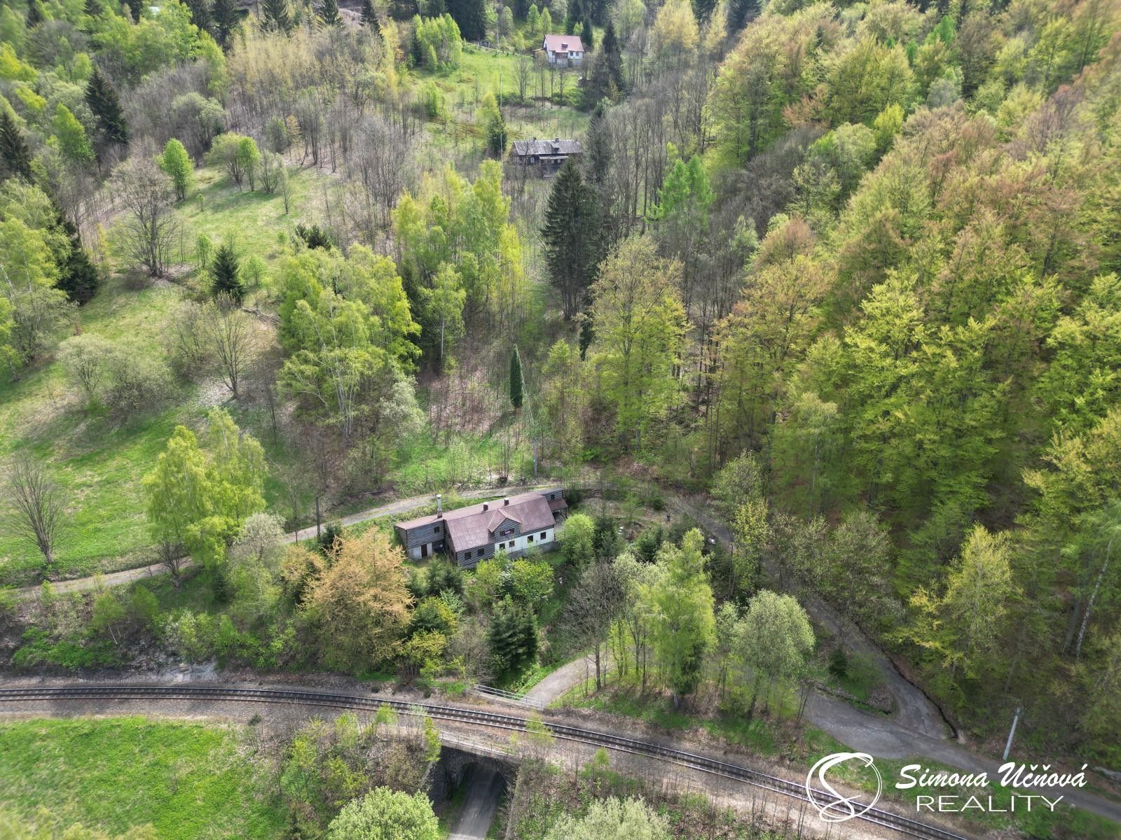 Prodej komerčního prostoru 270 m² - foto 3