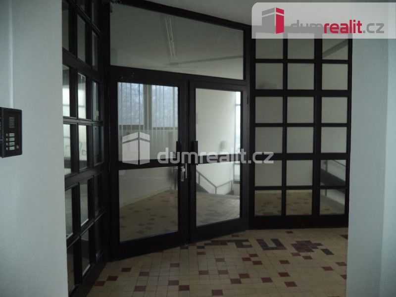 Pronájem komerčního prostoru 26 m² - foto 1