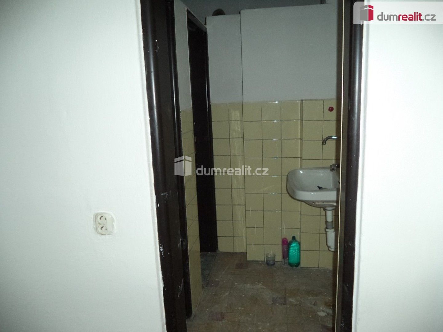 Pronájem komerčního prostoru 26 m² - foto 8