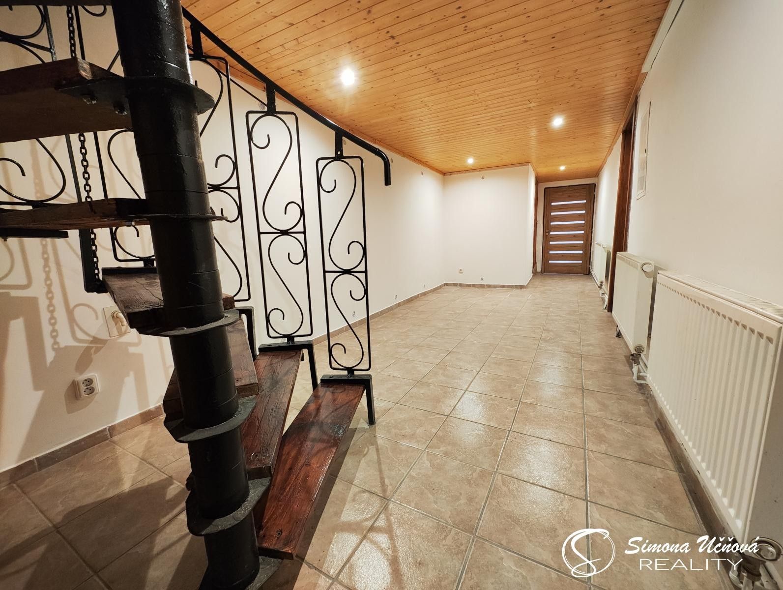 Prodej komerčního prostoru 270 m² - foto 19