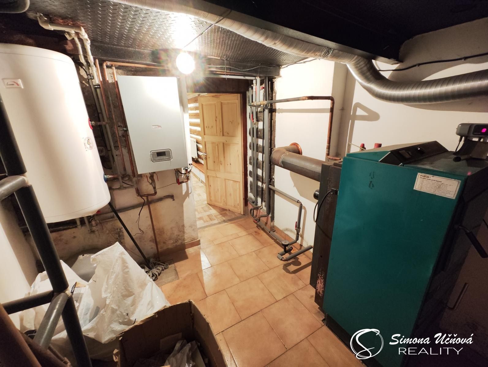 Prodej komerčního prostoru 270 m² - foto 24