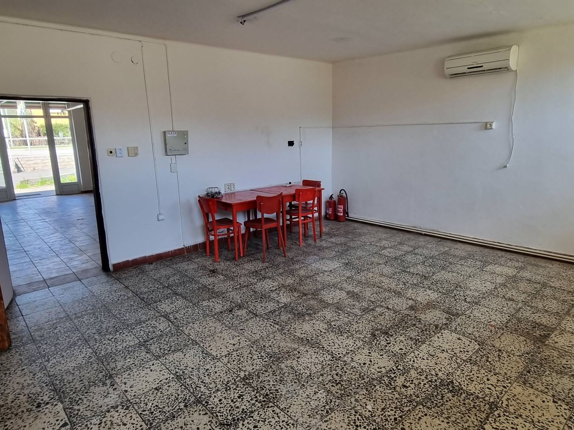 Prodej komerčního prostoru 120 m² - foto 4