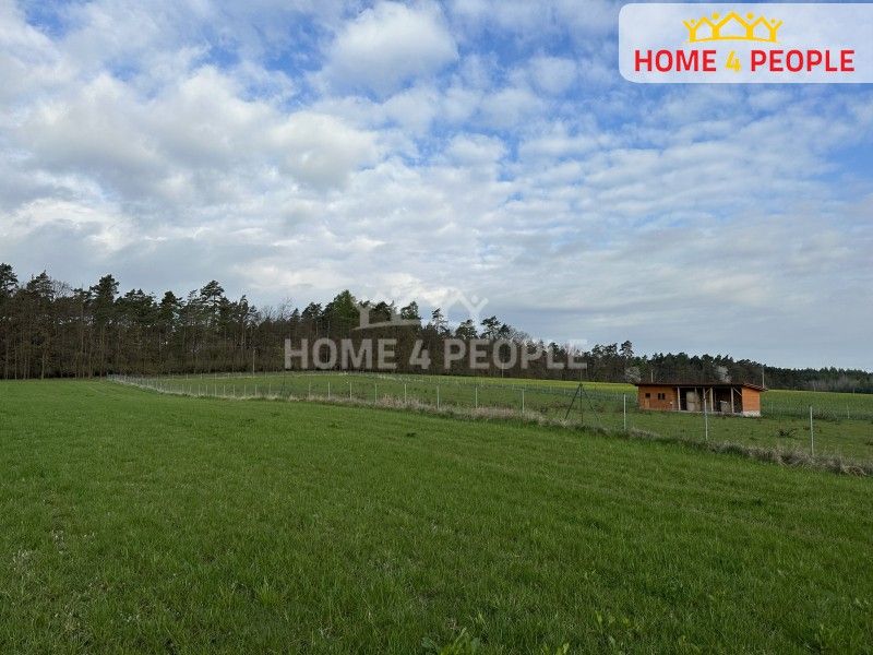 Prodej nemovitosti 9374 m² - foto 4